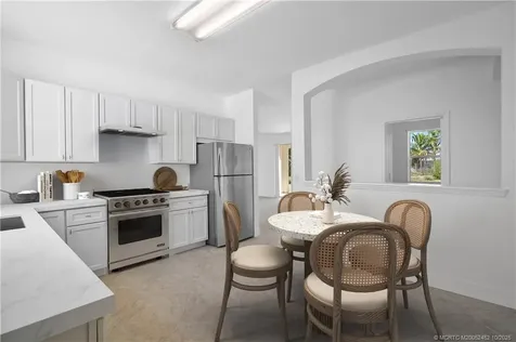 565 SW Feldman Avenue Port St Lucie FL 34953