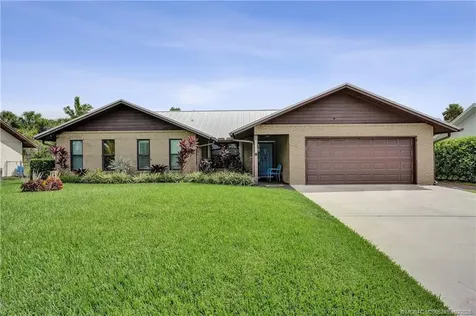 4706 SE Manatee Terrace Stuart FL 34997