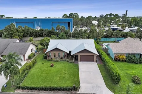 4706 SE Manatee Terrace Stuart FL 34997