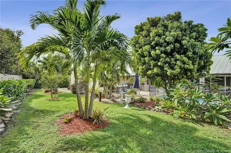 4706 SE Manatee Terrace Stuart FL 34997