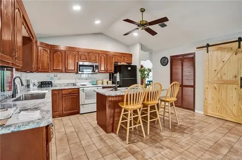 4706 SE Manatee Terrace Stuart FL 34997