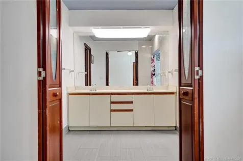 4706 SE Manatee Terrace Stuart FL 34997