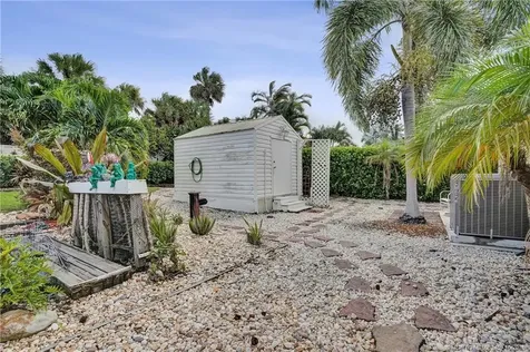 4706 SE Manatee Terrace Stuart FL 34997