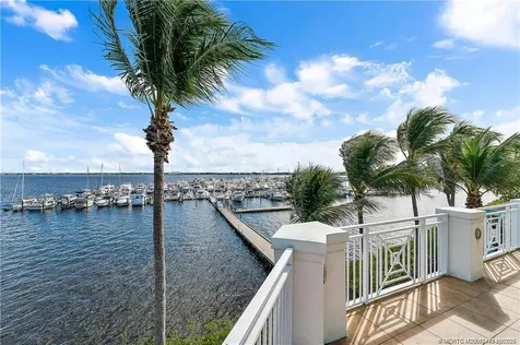 775 NW Flagler Avenue Stuart FL 34994