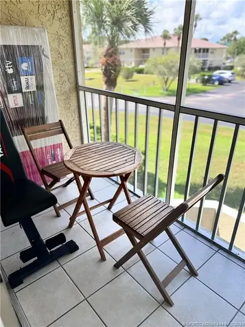 1537 SE Royal Green Circle Port St Lucie FL 34952