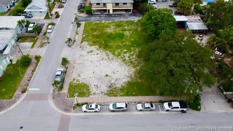 34 SE 6th Street Stuart FL 34994