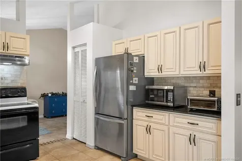 8776 SE May Terrace Hobe Sound FL 33455