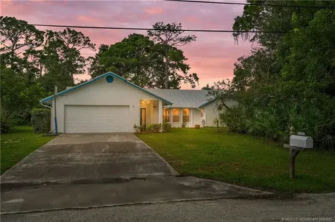 8776 SE May Terrace Hobe Sound FL 33455