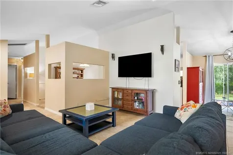 8776 SE May Terrace Hobe Sound FL 33455