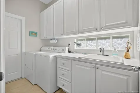 7880 SE Paurotis Lane Hobe Sound FL 33455