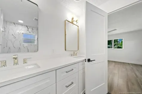 2416 NW Everglades Boulevard Stuart FL 34994