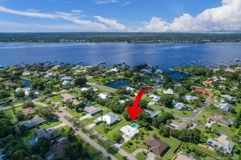 2416 NW Everglades Boulevard Stuart FL 34994