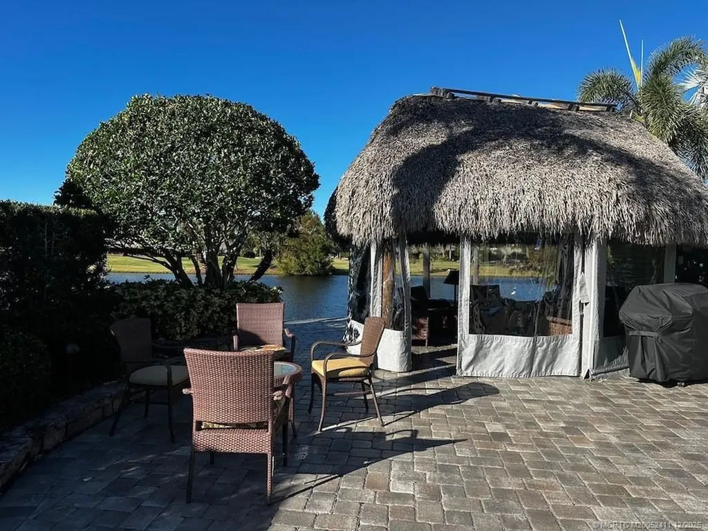 496 NW Boundary Drive Port St Lucie FL 34986