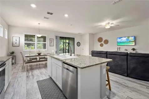 6441 NW Regent Street Port St Lucie FL 34983