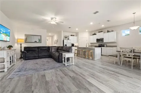 6441 NW Regent Street Port St Lucie FL 34983