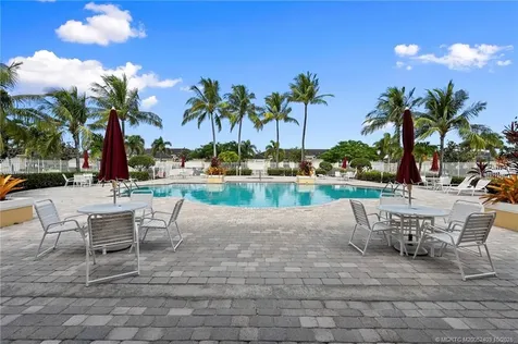 6441 NW Regent Street Port St Lucie FL 34983