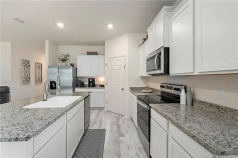 6441 NW Regent Street Port St Lucie FL 34983