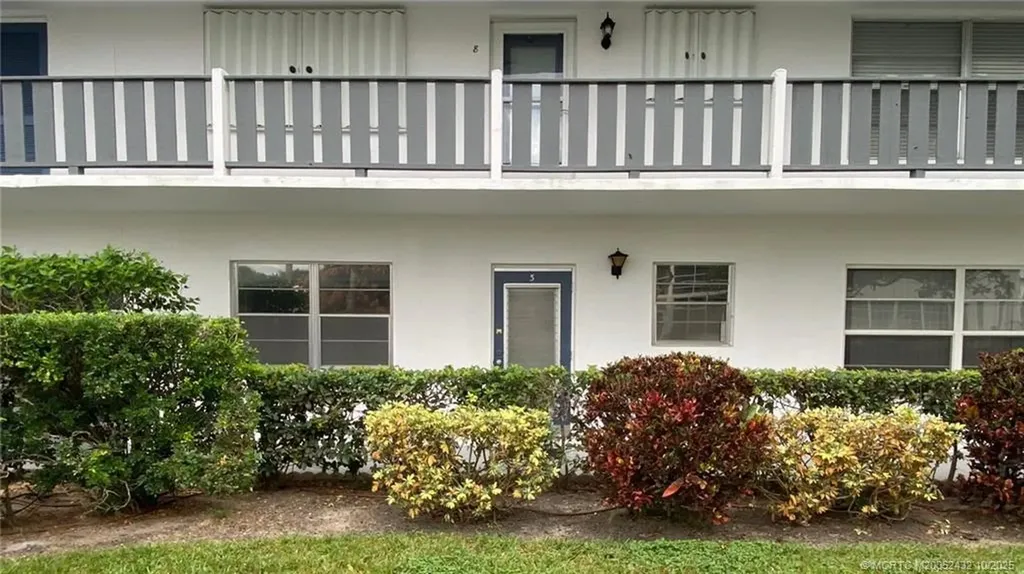 2929 SE Ocean Boulevard Stuart FL 34996