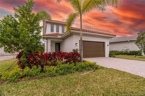 259 SE Via Bisento Port St Lucie FL 34952