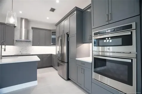 259 SE Via Bisento Port St Lucie FL 34952