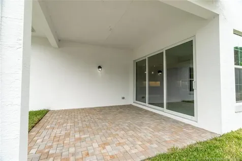 259 SE Via Bisento Port St Lucie FL 34952