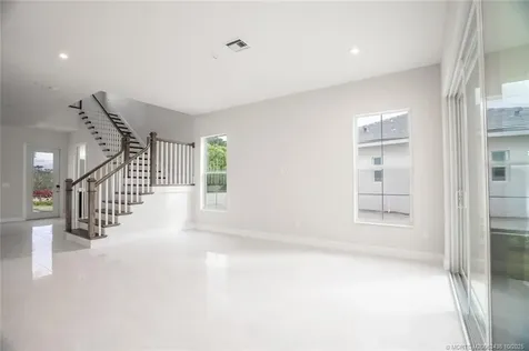 259 SE Via Bisento Port St Lucie FL 34952