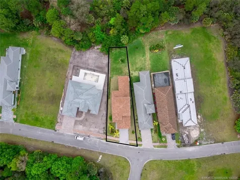 259 SE Via Bisento Port St Lucie FL 34952