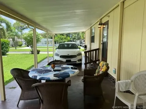 6201 Holly Lane Lantana FL 33462