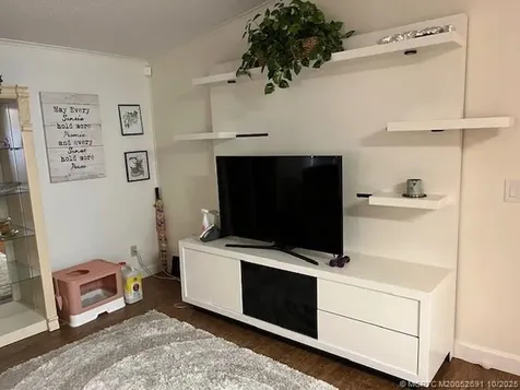 6201 Holly Lane Lantana FL 33462