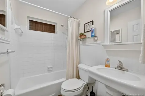 262 SE Monterey Avenue Stuart FL 34996