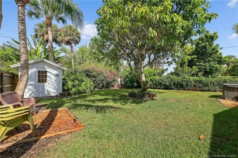 262 SE Monterey Avenue Stuart FL 34996