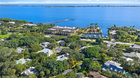 1418 NE Oak Bluff Lane Jensen Beach FL 34957