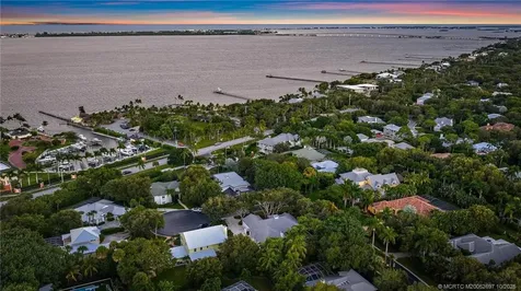 1418 NE Oak Bluff Lane Jensen Beach FL 34957