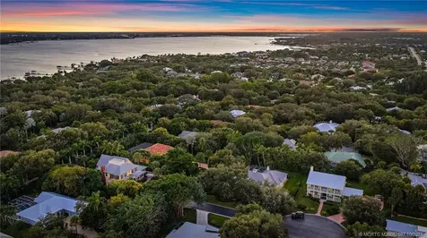 1418 NE Oak Bluff Lane Jensen Beach FL 34957