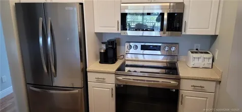 40 NE Plantation Road Stuart FL 34996