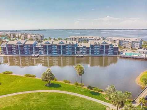 40 NE Plantation Road Stuart FL 34996