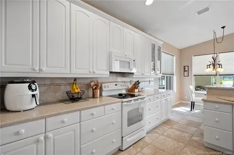 869 NW Waterlily Place Jensen Beach FL 34957