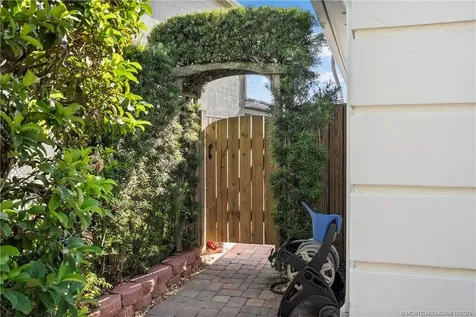 869 NW Waterlily Place Jensen Beach FL 34957