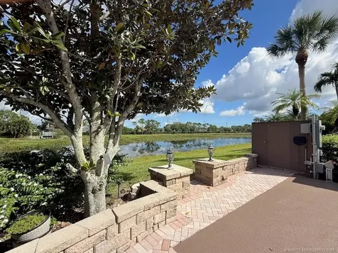 89 NW Boundary Drive Port St Lucie FL 34986