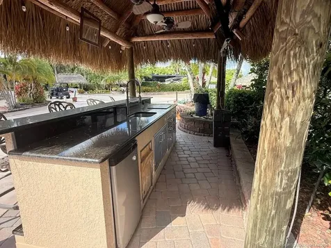 469 NW Sandtrap Lane Port St Lucie FL 34986