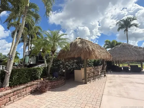 469 NW Sandtrap Lane Port St Lucie FL 34986
