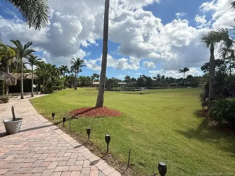 469 NW Sandtrap Lane Port St Lucie FL 34986