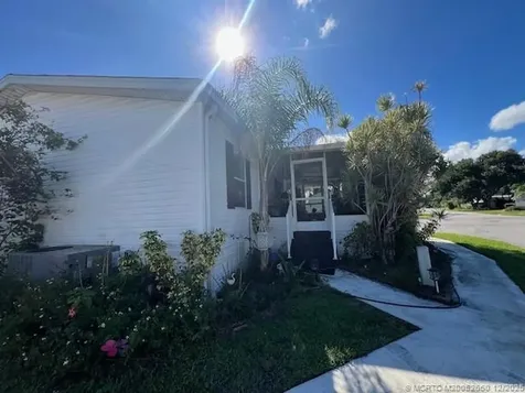 2555 Pga Boulevard Palm Beach Gardens FL 33410