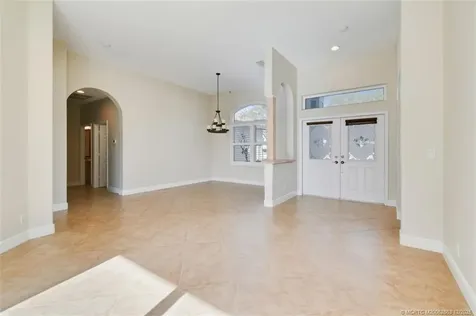 8120 SE Crossrip Street Hobe Sound FL 33455