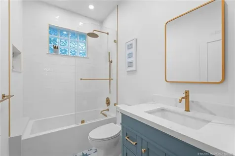 9355 SE Mercury Street Hobe Sound FL 33455