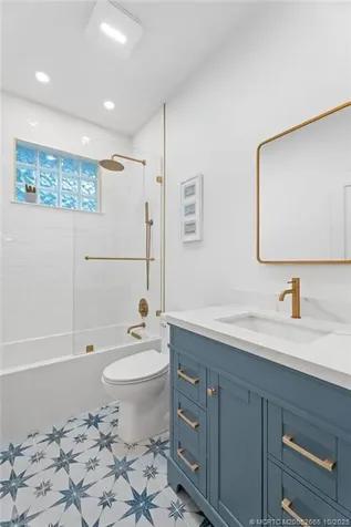 9355 SE Mercury Street Hobe Sound FL 33455