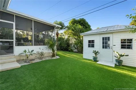 9355 SE Mercury Street Hobe Sound FL 33455