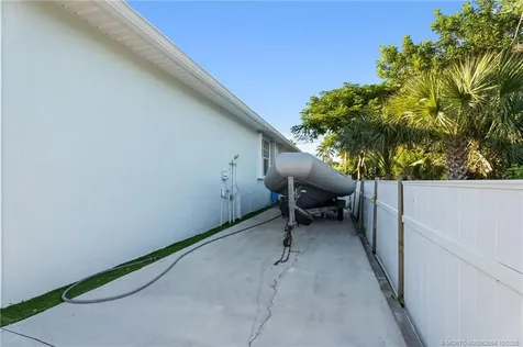 9355 SE Mercury Street Hobe Sound FL 33455