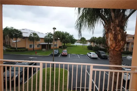 251 SW Palm Drive Port St Lucie FL 34986