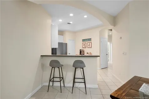 691 NW Red Pine Way Jensen Beach FL 34957